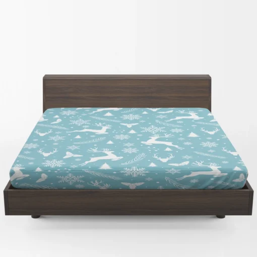 Adorable Winter Deer Seamless Pattern Fitted Sheet 1