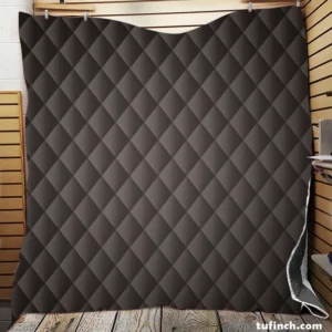 Baltic Sea Black Gradient Quilt Blanket