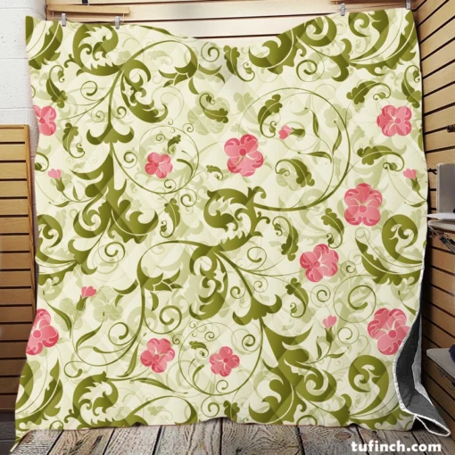 Beautiful Small Pink Floral Pattern Quilt Blanket