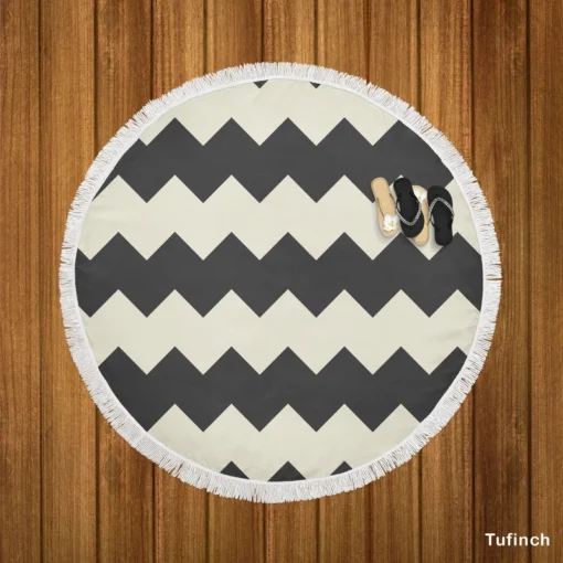 Black And White Chevron Design Round Beach Towel