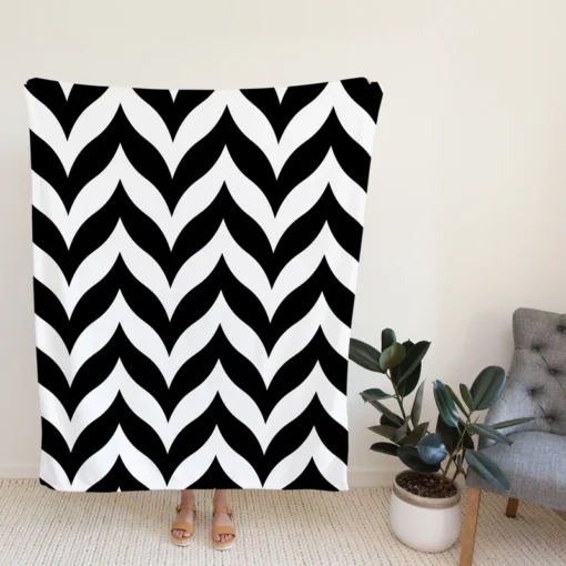 Black Wavy Chevron Fleece Blanket