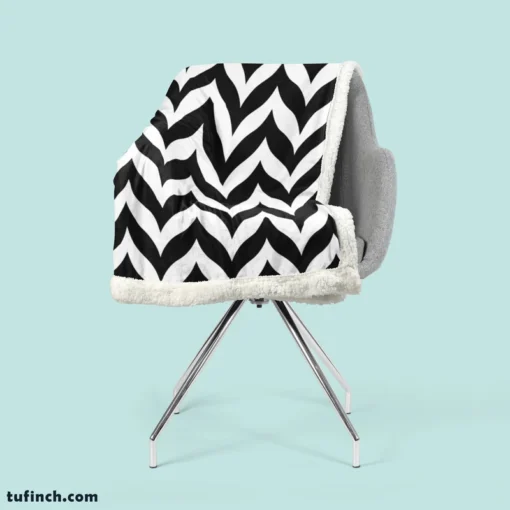 Black Wavy Chevron Sherpa Fleece Blanket 2