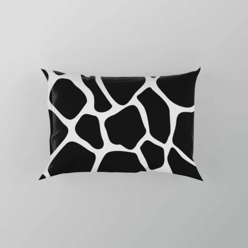 Black & White Giraffe Print Pillow Case