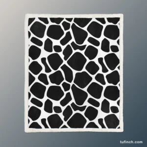 Black & White Giraffe Print Sherpa Fleece Blanket 1