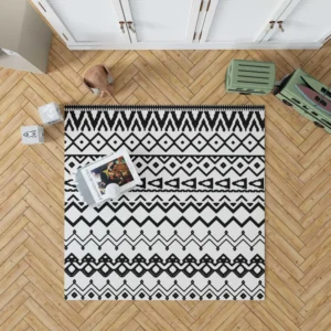 Black n White Aztec Pattern Rug