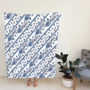 Chinese Blue Toile Pattern Fleece Blanket