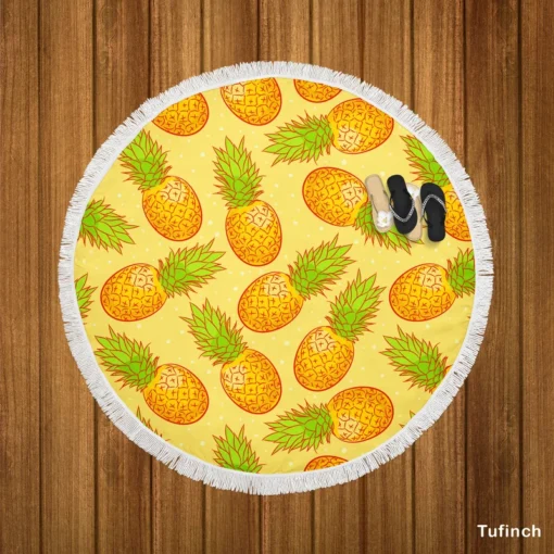 Colorful Ripe Pineapple Round Beach Towel