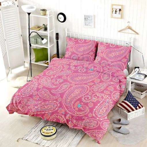 Deep Peach Pretty Paisley On Medium Pink Bedding Set