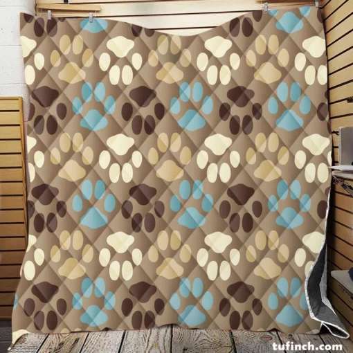 Dog Paw Trance Design Quilt Blanket