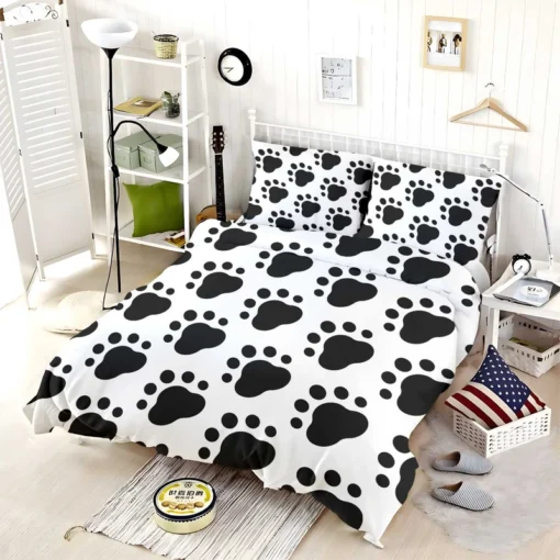 Dog Trace Black & White Bedding Set