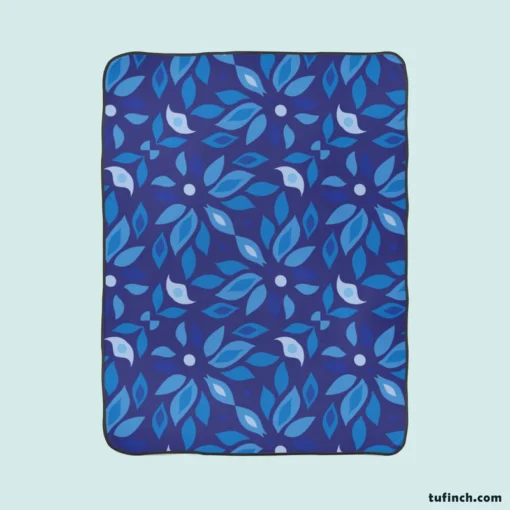 Elegant Blue Floral Pattern Fleece Blanket 1