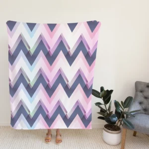 Elegant Purple Pink Zigzag Fleece Blanket