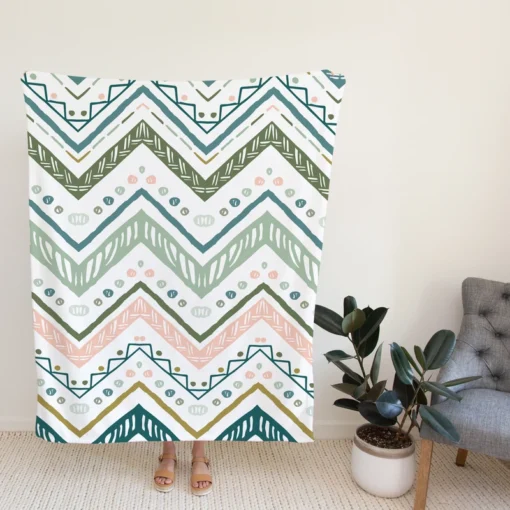 Ethnic Zigzag Chevron Motif Fleece Blanket