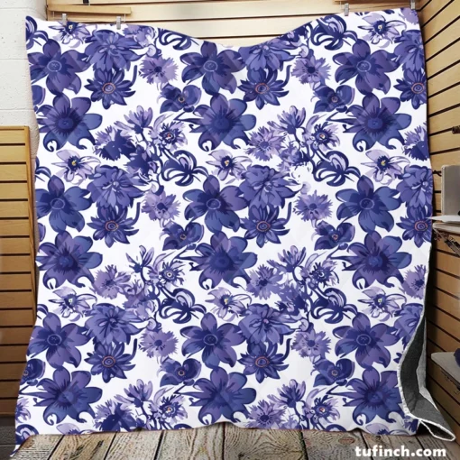 Floral Blue Toile Pattern Quilt Blanket