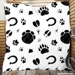 Hand Drawn Animals Paws Quilt Blanket