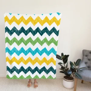 Hand Drawn Zigzag Pattern Fleece Blanket