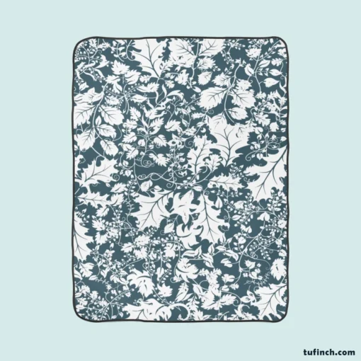 Hollybush Leaf Toile Pattern Fleece Blanket 1