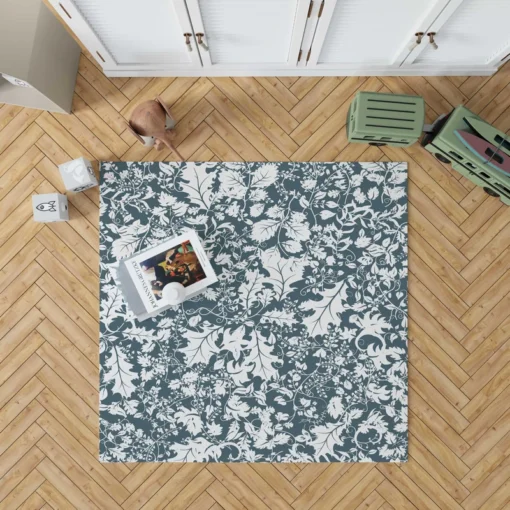 Hollybush Leaf Toile Pattern Rug