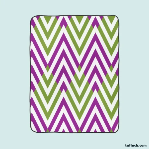 Horizontal Zigzag Chevron Stripes Fleece Blanket 1