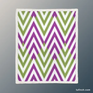 Horizontal Zigzag Chevron Stripes Sherpa Fleece Blanket 1