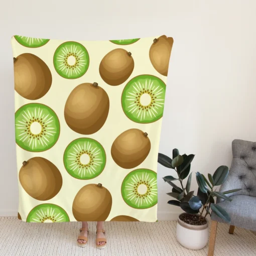 Kiwi Fruit And Sliced Pattern Fleece Blanket