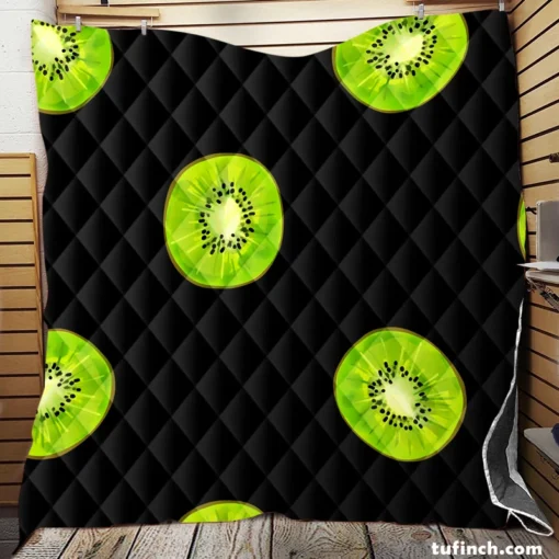 Kiwi Slice Black Background Quilt Blanket