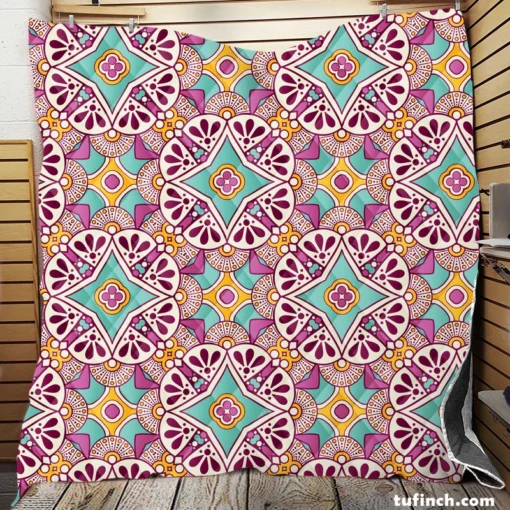 Lavender Indian Seamless Pattern Quilt Blanket