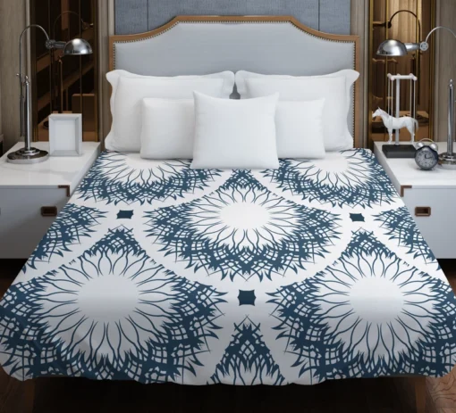 Luxurious Arabesque Pattern Duvet Cover