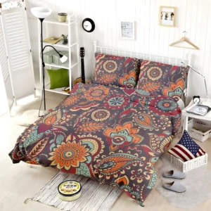 Motley Oriental Paisley Design Bedding Set