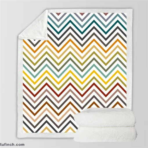 Multicolored Zigzag Lines Design Sherpa Fleece Blanket