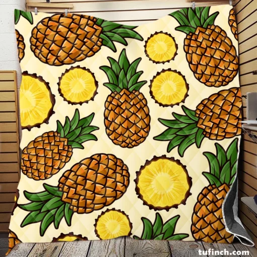 Pineapple Tropical Pattern Design Quilt Blanket