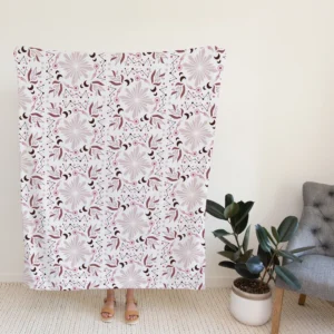 Pink Vintage Floral Pattern Fleece Blanket