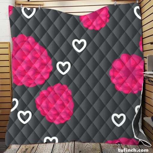 Raspberry Love Pattern Quilt Blanket