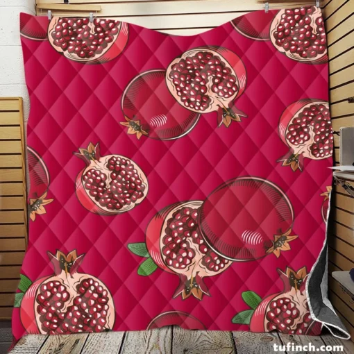 Realistic Pomegranate Fruit Quilt Blanket