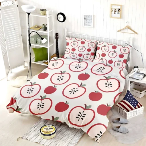 Red Apple Pattern Bedding Set