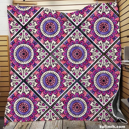 Retro Style Mandala Design Quilt Blanket