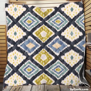 Scandinavian Ikat Pattern Quilt Blanket