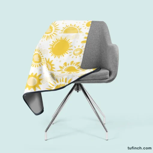 Sketched Sun Pattern Fleece Blanket 2