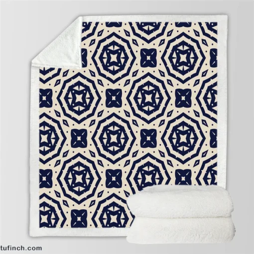 Two Colored Arabesque Pattern Sherpa Fleece Blanket