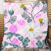 White Daisy Flower Spring Clover Flower Quilt Blanket