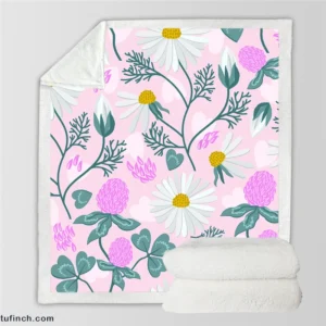 White Daisy Flower Spring Clover Flower Sherpa Fleece Blanket