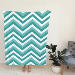 Zigzag Lines Geometric Design Fleece Blanket